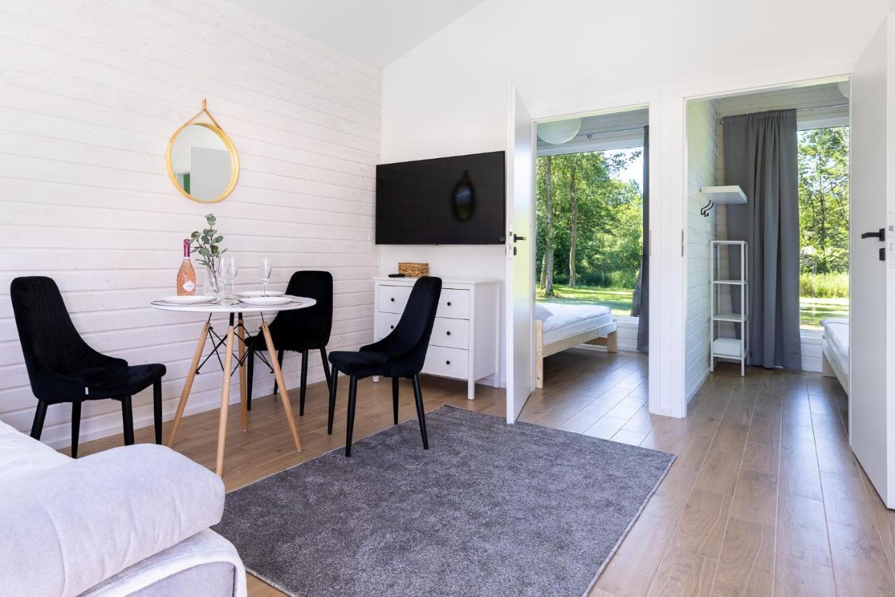 Lumi Resort Domki Letniskowe Z Podgrzewanym Basenem Rewal Exteriör bild