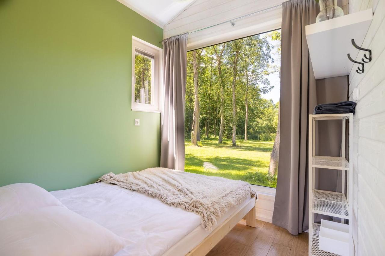 Lumi Resort Domki Letniskowe Z Podgrzewanym Basenem Rewal Exteriör bild