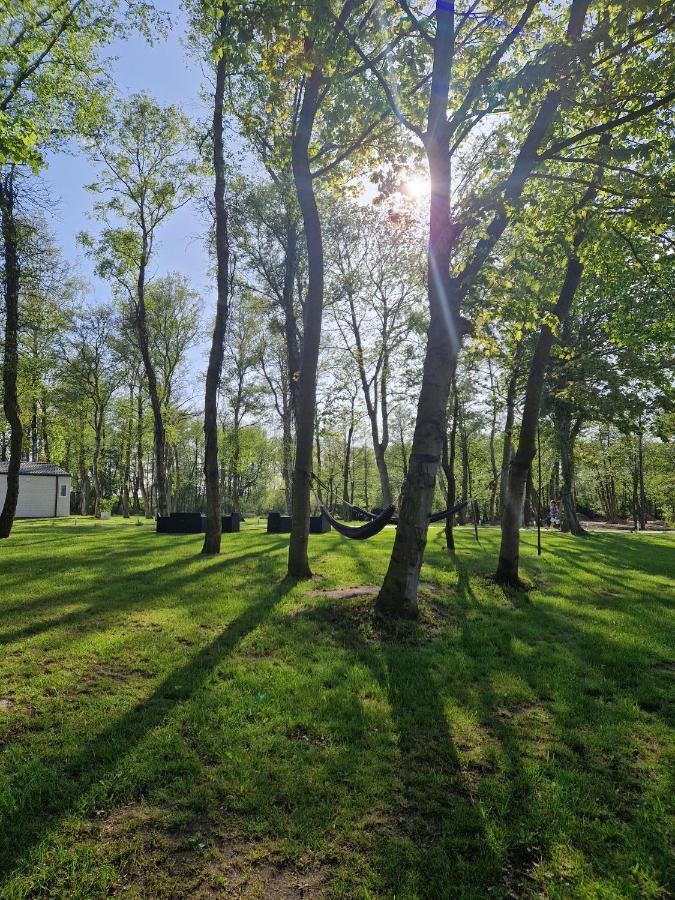 Lumi Resort Domki Letniskowe Z Podgrzewanym Basenem Rewal Exteriör bild