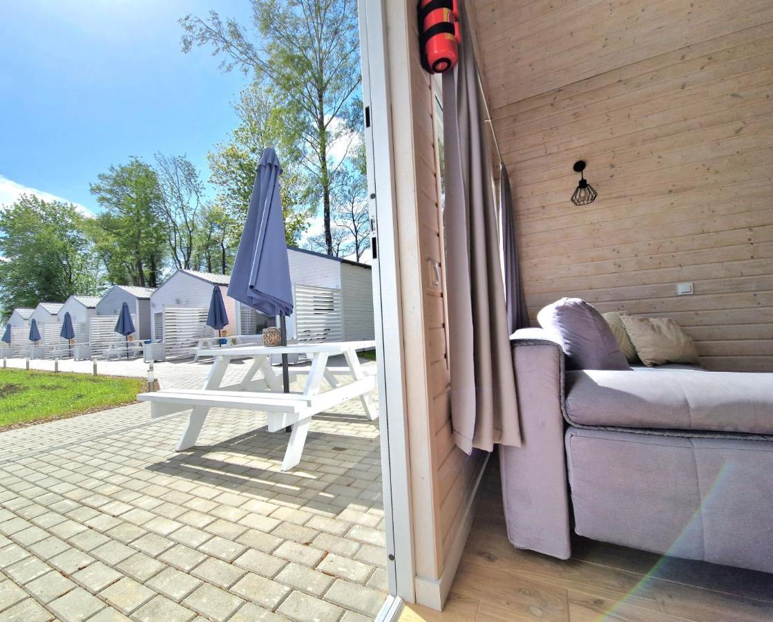 Lumi Resort Domki Letniskowe Z Podgrzewanym Basenem Rewal Exteriör bild